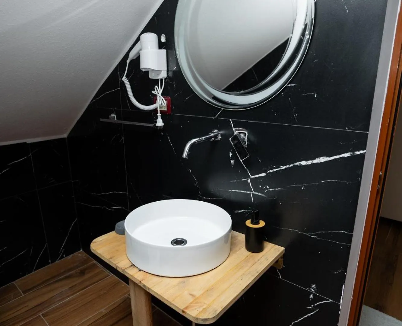 Vlorë El&En Dream Holidays 0*,