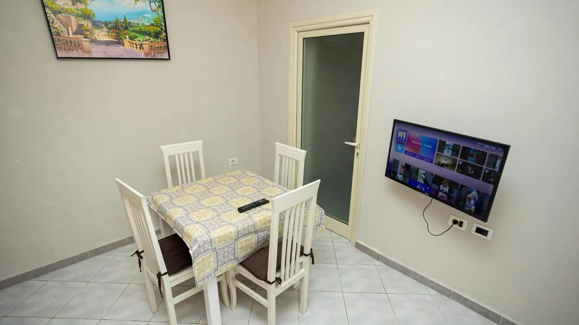 El&En Dream Holidays Wlora 0*,  Albania