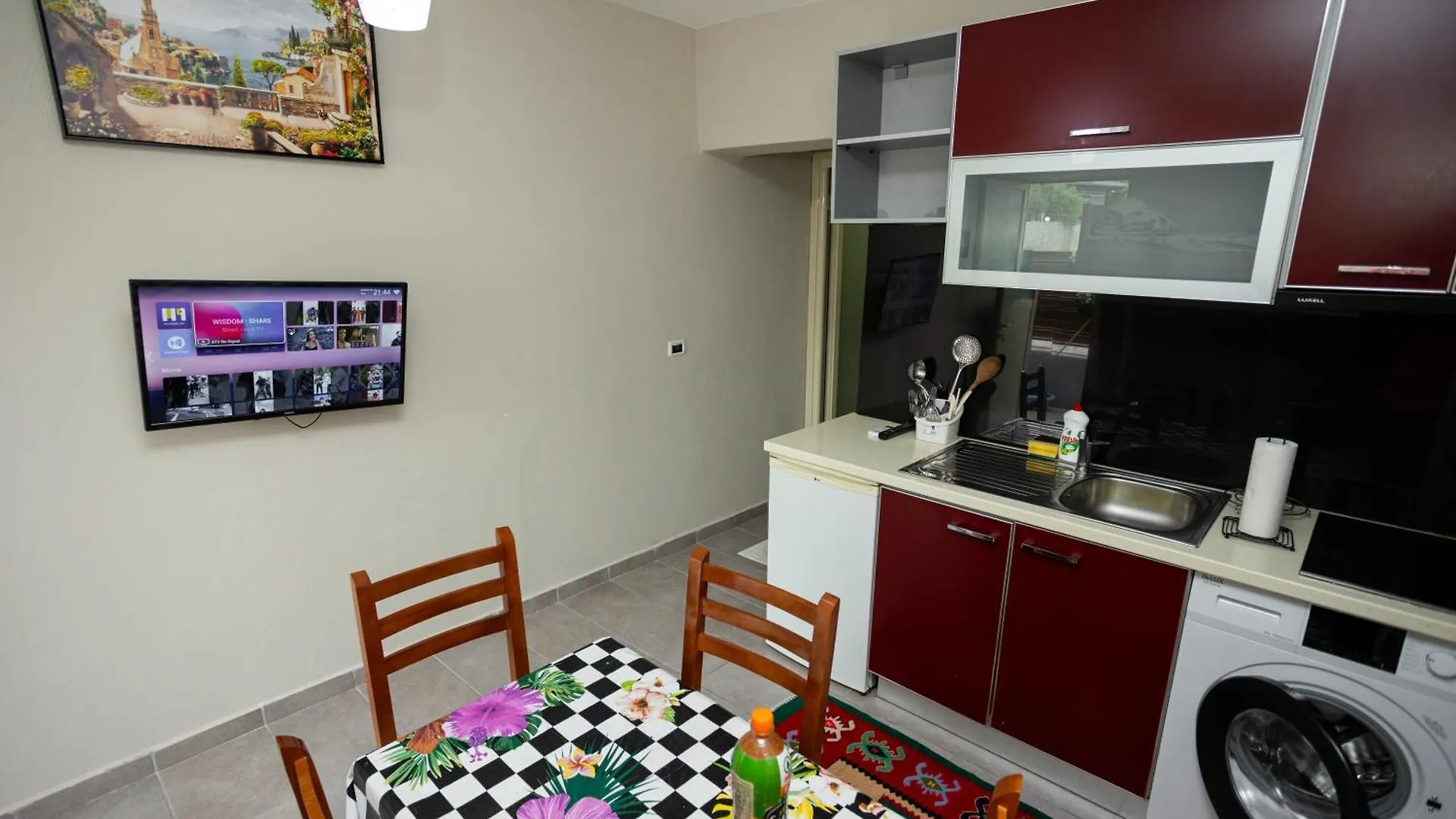 Vlorë El&En Dream Holidays דירה